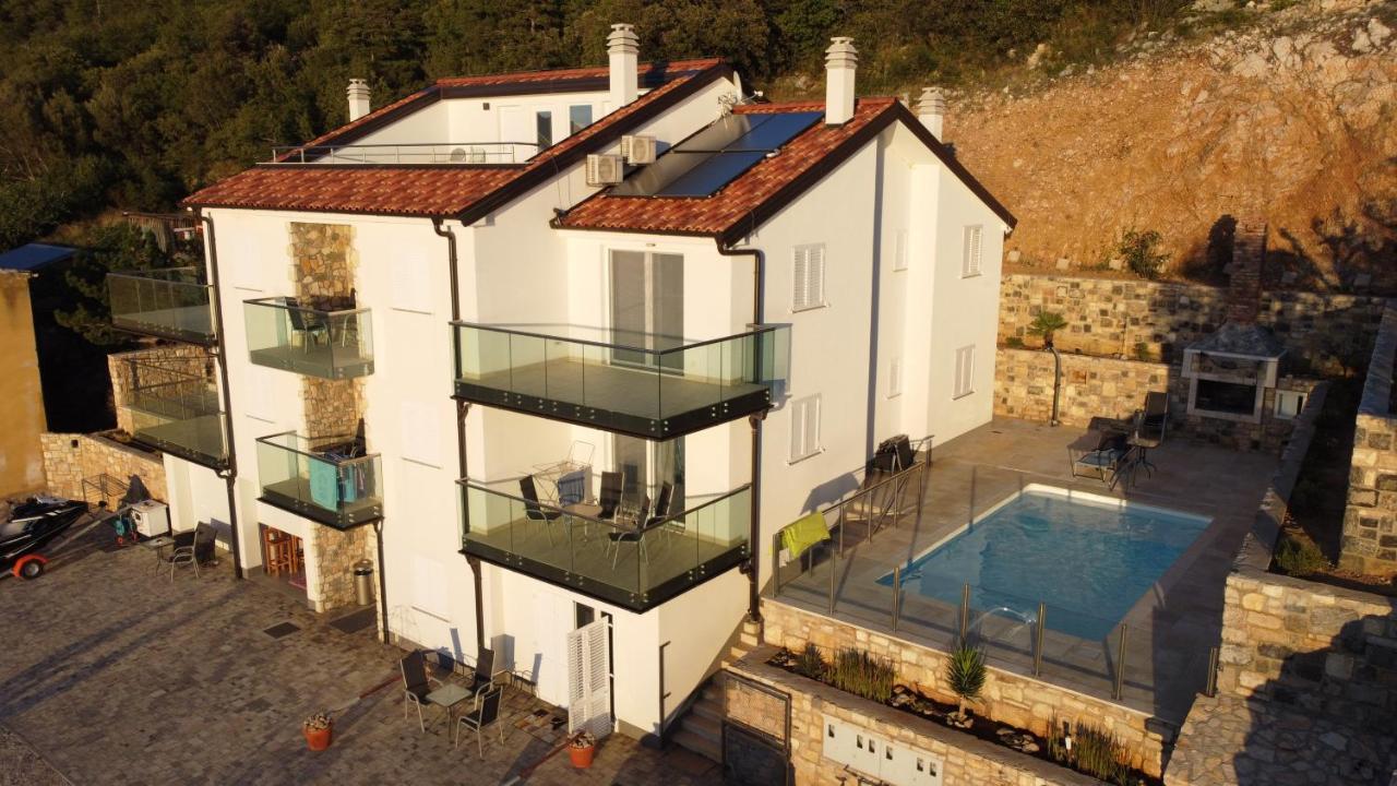 2Bfree Apartments Stinica Eksteriør bilde