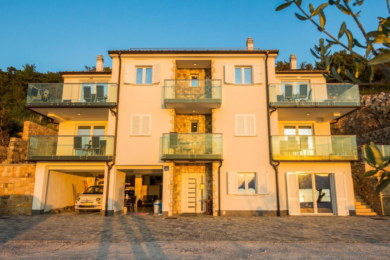 2Bfree Apartments Stinica Eksteriør bilde