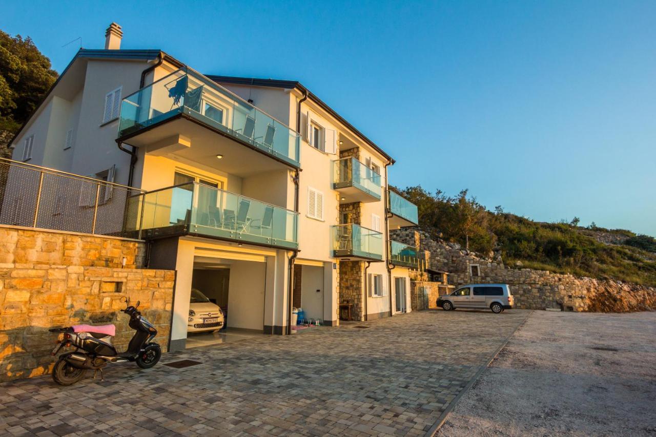 2Bfree Apartments Stinica Eksteriør bilde