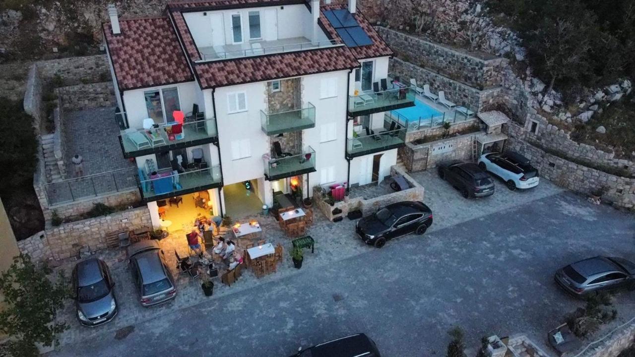 2Bfree Apartments Stinica Eksteriør bilde