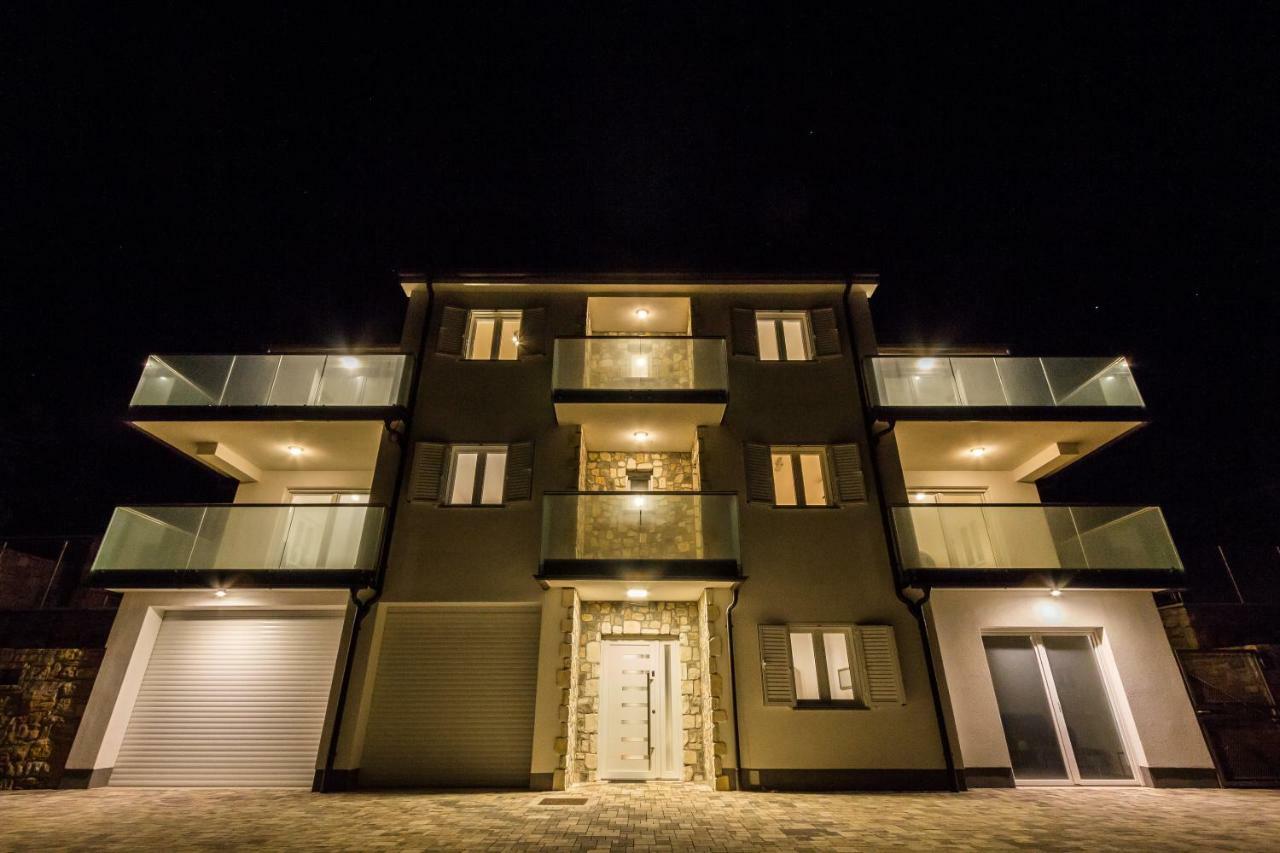 2Bfree Apartments Stinica Eksteriør bilde